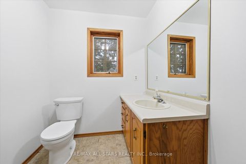 Photo 27 at 62 Evelyn Avenue, Historic Lakeshore Communities, Georgina