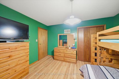 Photo 34 at 62 Evelyn Avenue, Historic Lakeshore Communities, Georgina