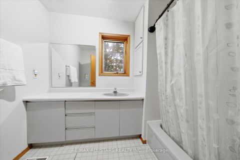 Photo 35 at 62 Evelyn Avenue, Historic Lakeshore Communities, Georgina