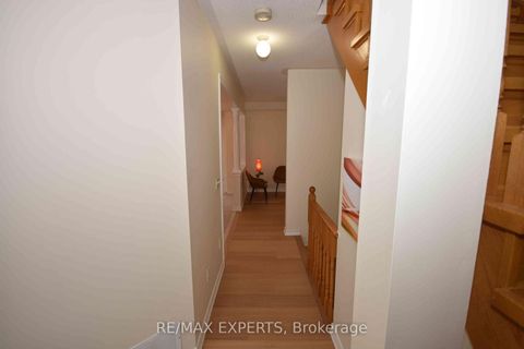 Photo 3 at 7 - 57 Drew Kelly Way, Buttonville, Markham