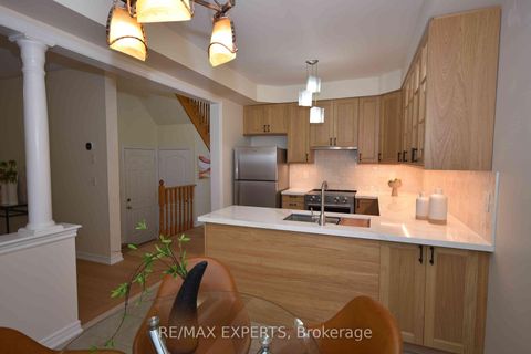 Photo 13 at 7 - 57 Drew Kelly Way, Buttonville, Markham