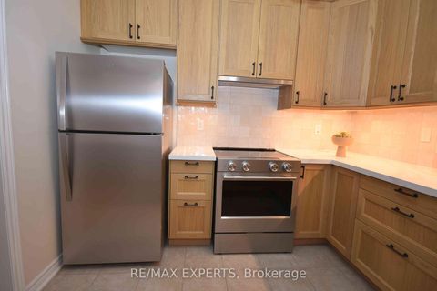 Photo 14 at 7 - 57 Drew Kelly Way, Buttonville, Markham