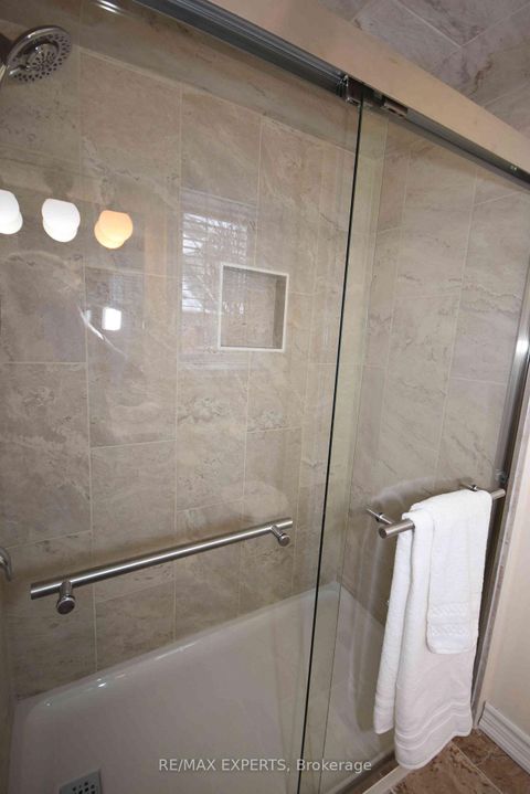 Photo 23 at 7 - 57 Drew Kelly Way, Buttonville, Markham