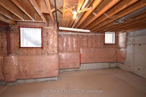 Photo 34 at 7 - 57 Drew Kelly Way, Buttonville, Markham