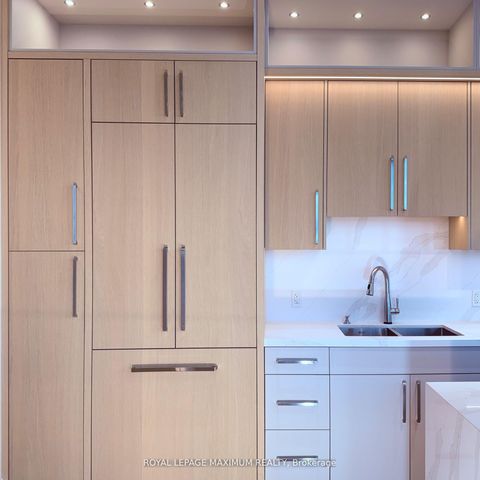 Photo 7 at PH 212 - 9000 Jane Street, Vellore Village, Vaughan