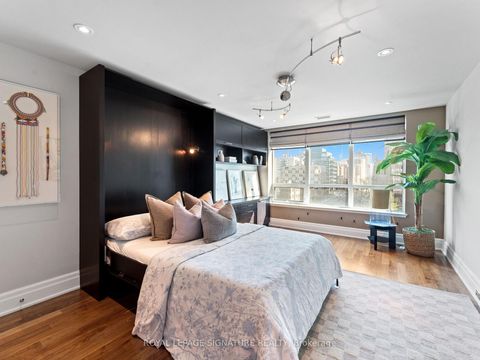 Photo 23 at 603 - 155 St. Clair Avenue W, Casa Loma, Toronto