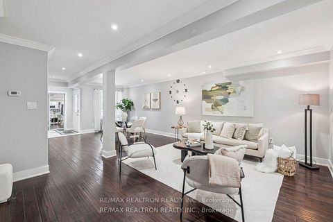 Photo 17 at 77 Mansewood Gardens, West Hill, Toronto