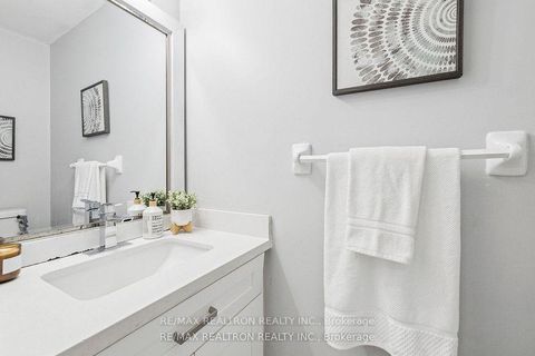 Photo 26 at 77 Mansewood Gardens, West Hill, Toronto