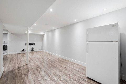 Photo 42 at 77 Mansewood Gardens, West Hill, Toronto