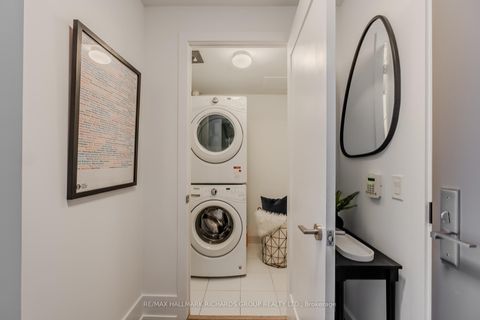 Photo 11 at 340 - 15 Merchants' Wharf, Waterfront Communities C8, Toronto