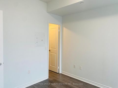 Photo 12 at 301 - 349 Rathburn Road W, City Centre, Mississauga