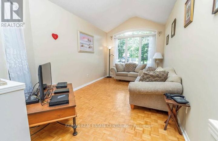 Photo 6 at 7 Curry Crescent, Georgetown, Halton Hills