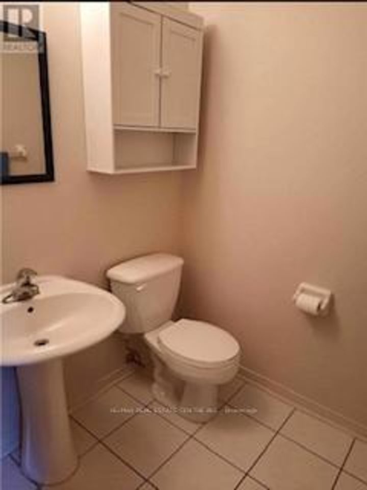 Photo 10 at 7 Curry Crescent, Georgetown, Halton Hills