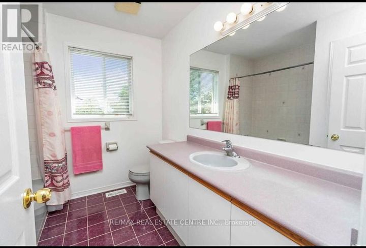 Photo 23 at 7 Curry Crescent, Georgetown, Halton Hills