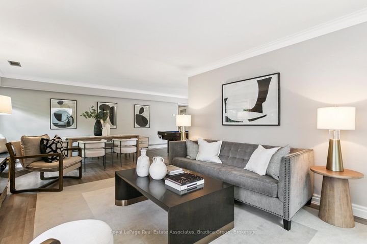 Photo 14 at 19 Lorraine Gardens, City Centre West, Toronto