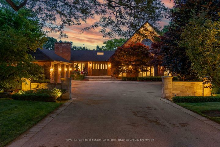 Photo 49 at 19 Lorraine Gardens, City Centre West, Toronto