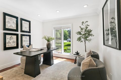 Photo 13 at 19 Lorraine Gardens, City Centre West, Toronto