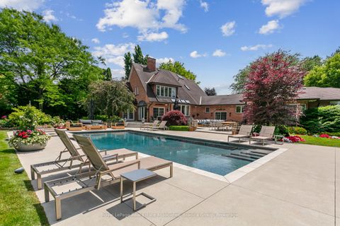 Photo 37 at 19 Lorraine Gardens, City Centre West, Toronto