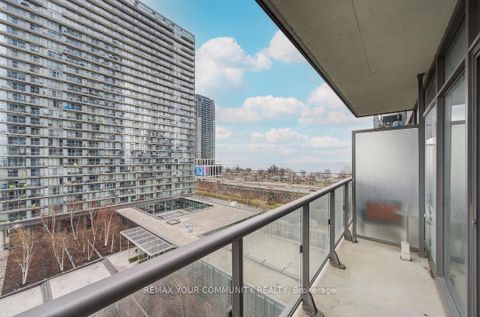 Photo 14 at 812 - 105 The Queensway, Swansea, Toronto