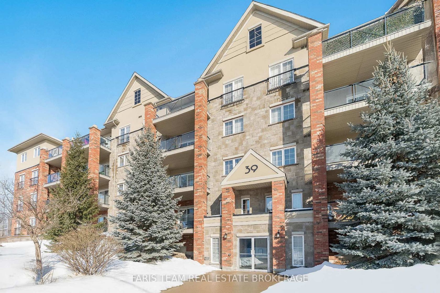 202 - 39 Ferndale Drive S, Ardagh, Barrie photo number 2