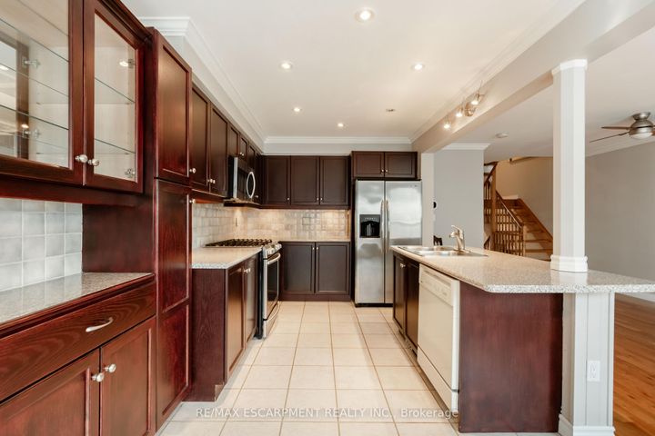 Photo 10 at 489 Green Road, Lakeshore, Hamilton