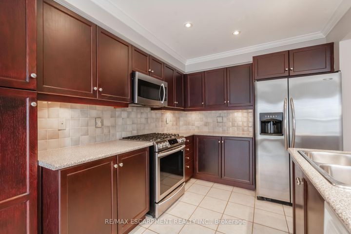 Photo 12 at 489 Green Road, Lakeshore, Hamilton