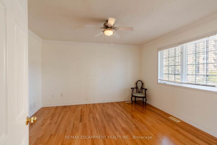 Photo 14 at 489 Green Road, Lakeshore, Hamilton