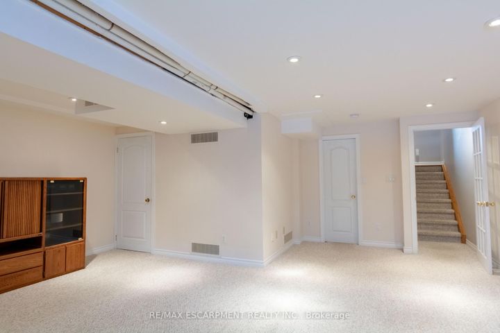 Photo 26 at 489 Green Road, Lakeshore, Hamilton