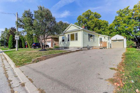 Photo 2 at 305 Andrew Street, Central Newmarket, Newmarket