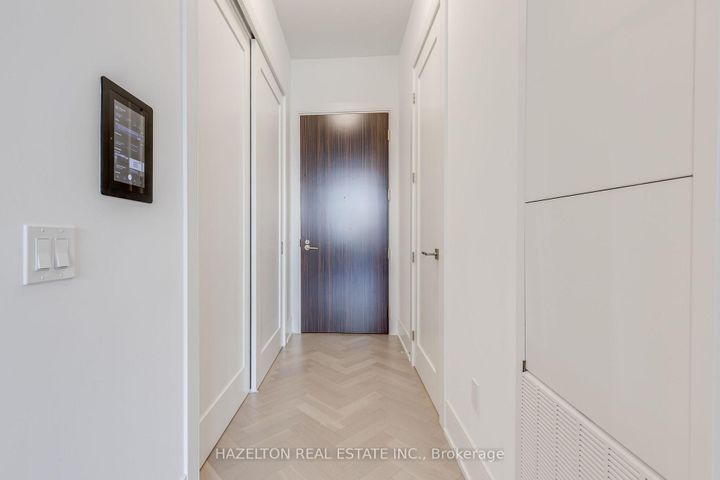 Photo 4 at 301 - 455 Wellington Street W, Waterfront Communities C1, Toronto