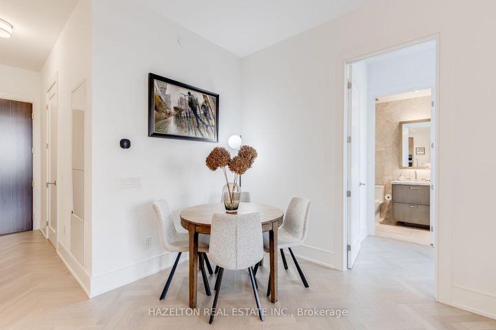 Photo 12 at 301 - 455 Wellington Street W, Waterfront Communities C1, Toronto