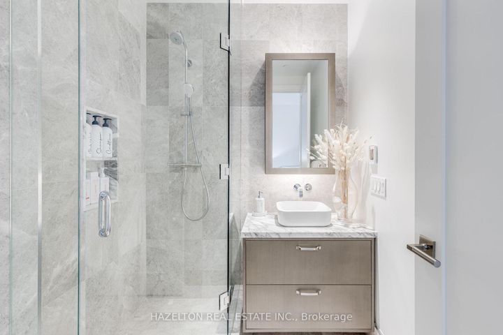 Photo 23 at 301 - 455 Wellington Street W, Waterfront Communities C1, Toronto