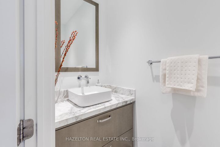 Photo 24 at 301 - 455 Wellington Street W, Waterfront Communities C1, Toronto