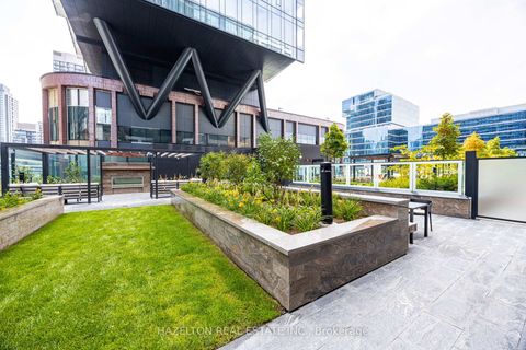 Photo 36 at 301 - 455 Wellington Street W, Waterfront Communities C1, Toronto