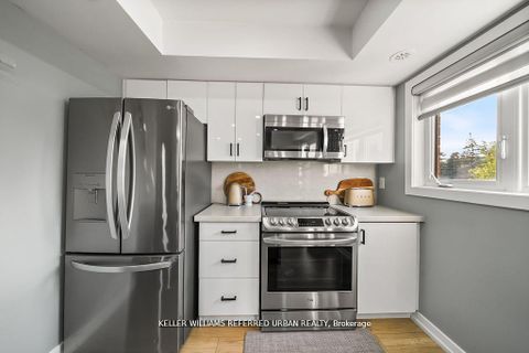 Photo 23 at 14 - 2335 Sheppard Avenue W, Pelmo Park W5, Toronto