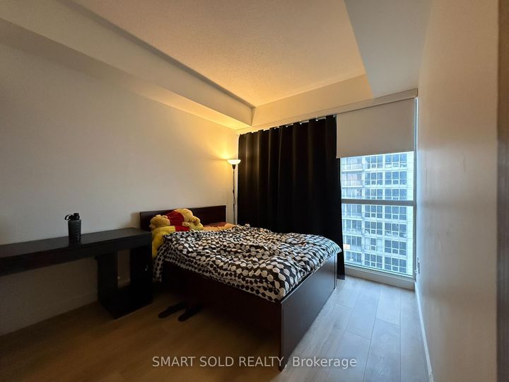 Photo 8 at 3509 - 85 McMahon Drive, Bayview Village, Toronto
