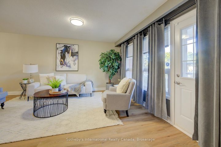 Photo 4 at 400 Cherokee Boulevard, Pleasant View, Toronto