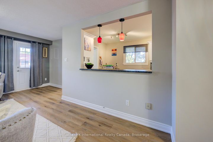 Photo 7 at 400 Cherokee Boulevard, Pleasant View, Toronto