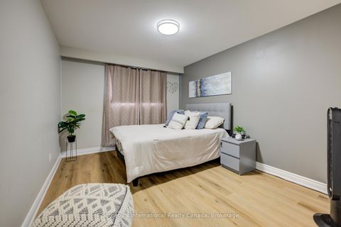 Photo 17 at 400 Cherokee Boulevard, Pleasant View, Toronto