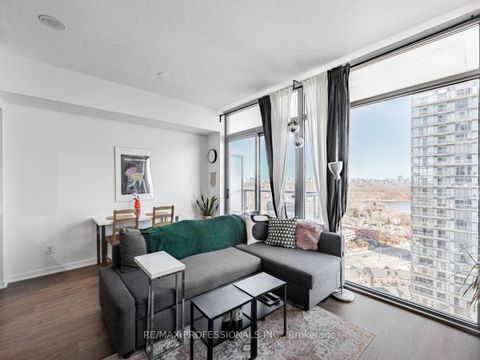 Photo 8 at 2113 - 105 The Queensway, Swansea, Toronto