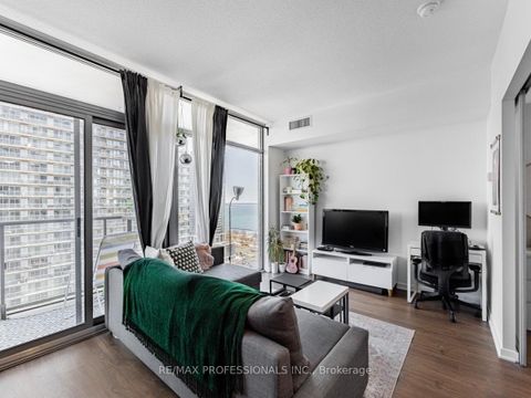 Photo 9 at 2113 - 105 The Queensway, Swansea, Toronto