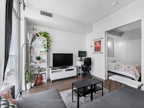 Photo 15 at 2113 - 105 The Queensway, Swansea, Toronto