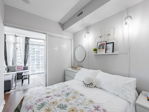 Photo 16 at 2113 - 105 The Queensway, Swansea, Toronto