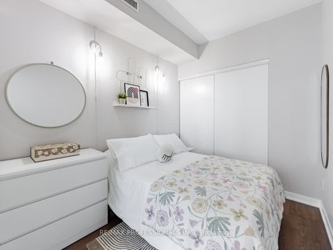 Photo 17 at 2113 - 105 The Queensway, Swansea, Toronto