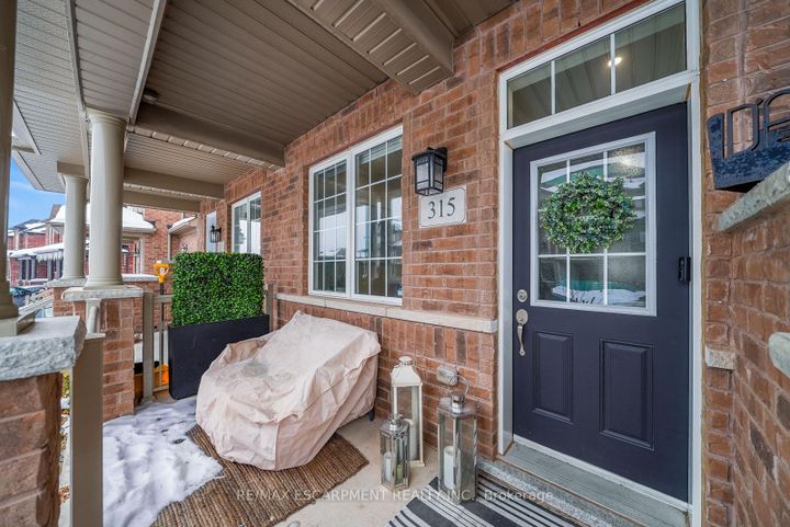 Photo 3 at 315 HUMPHREY Street, Waterdown, Hamilton