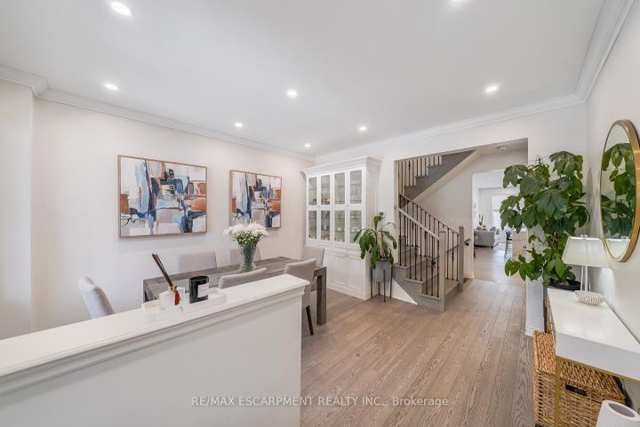 Photo 6 at 315 HUMPHREY Street, Waterdown, Hamilton