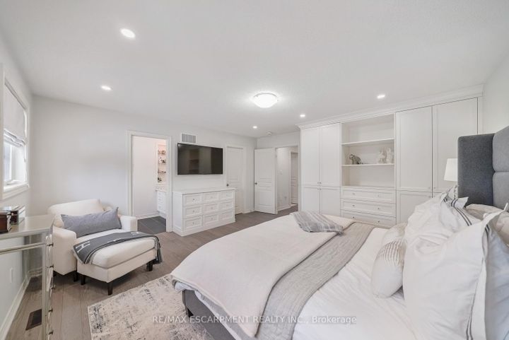 Photo 25 at 315 HUMPHREY Street, Waterdown, Hamilton