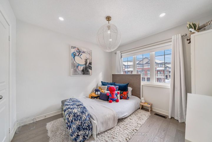 Photo 30 at 315 HUMPHREY Street, Waterdown, Hamilton