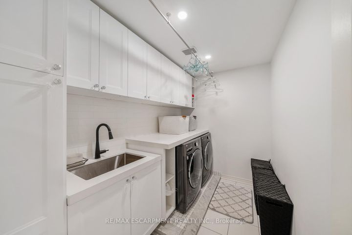 Photo 35 at 315 HUMPHREY Street, Waterdown, Hamilton