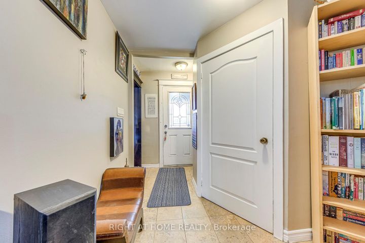 Photo 16 at 64 Wexford Avenue N, Crown Point, Hamilton